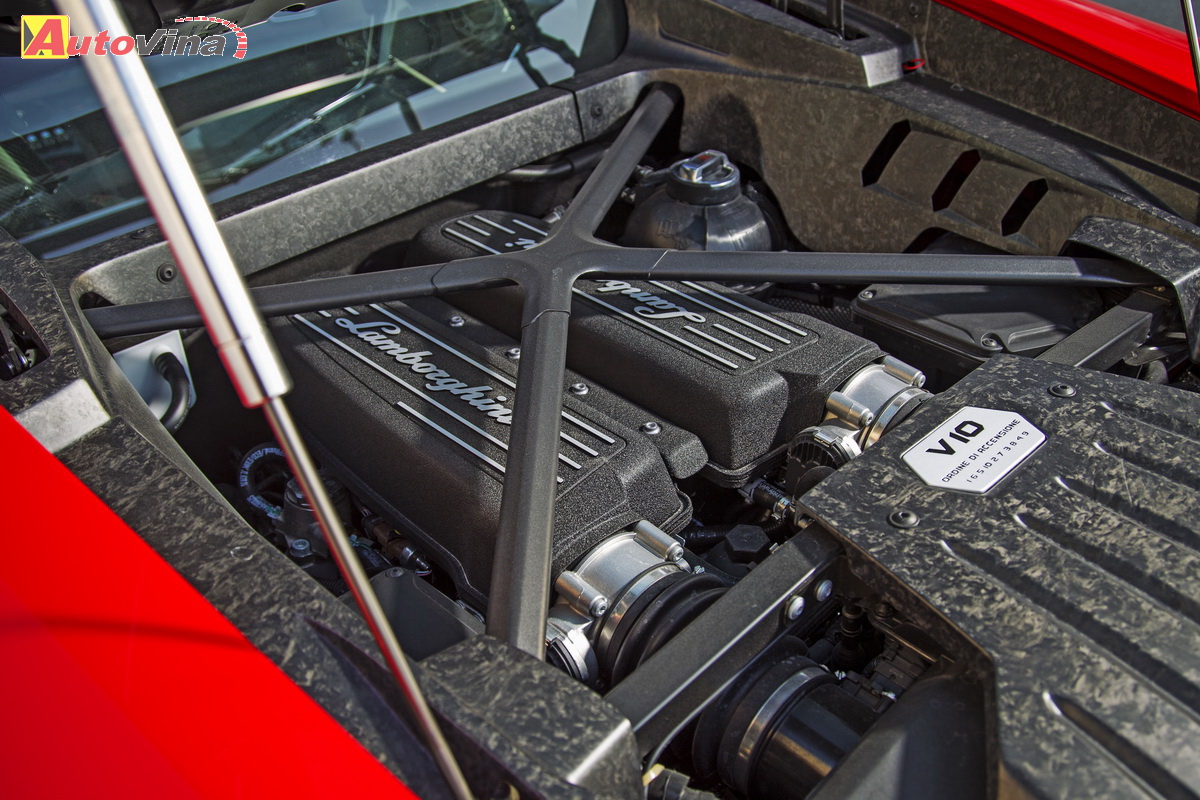  Lamborghini Huracan LP 580-2