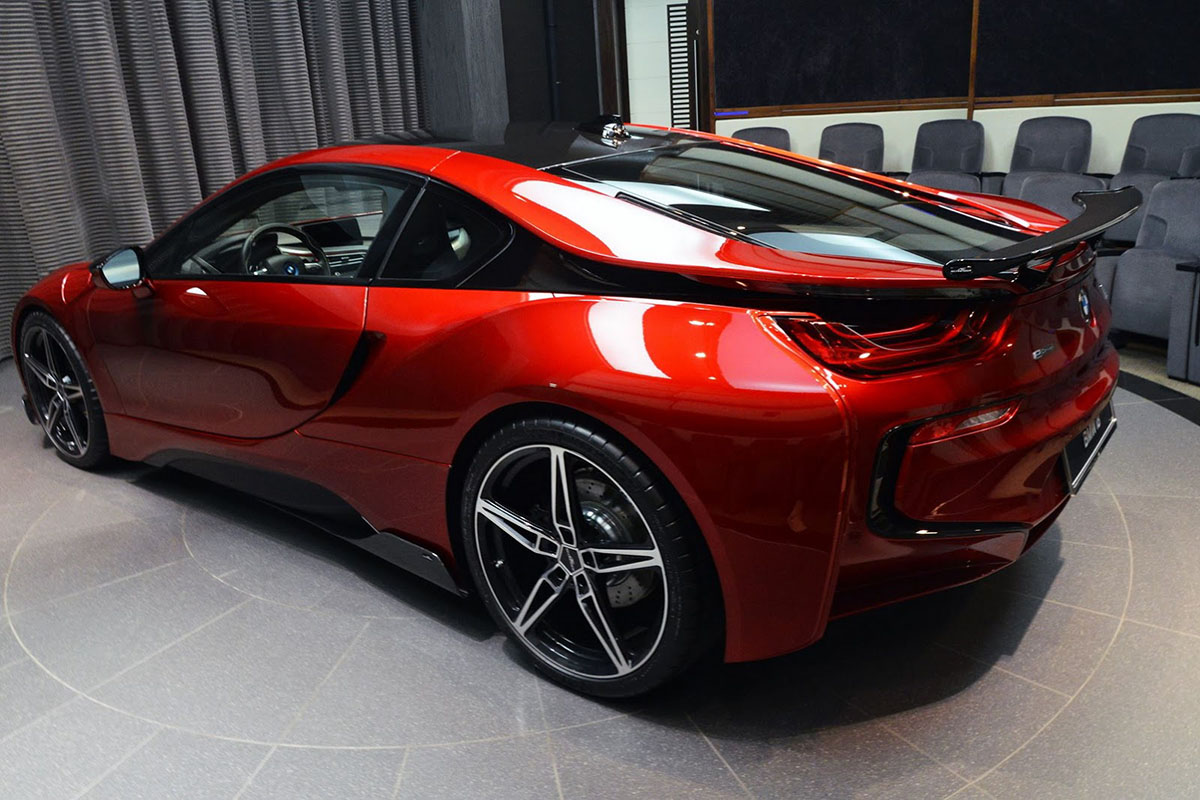 bmw i8 màu đỏ dung nham đặc biệt