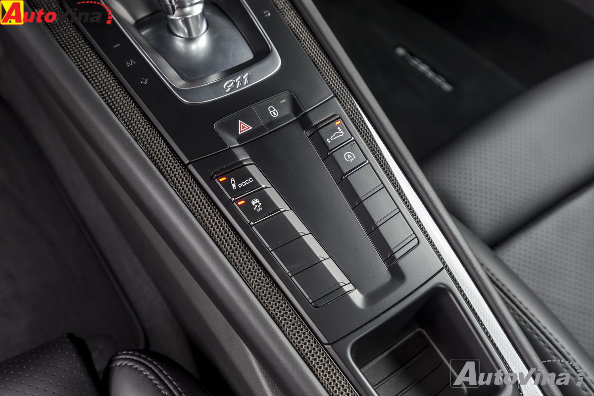 album ảnh Porsche 911 Turbo và Turbo S thế hệ 7.5