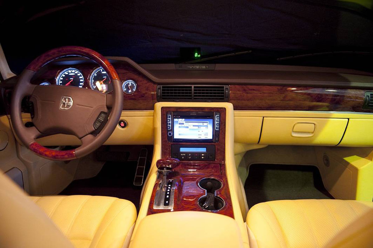 so sánh xe chở tổng thống mỹ và nga