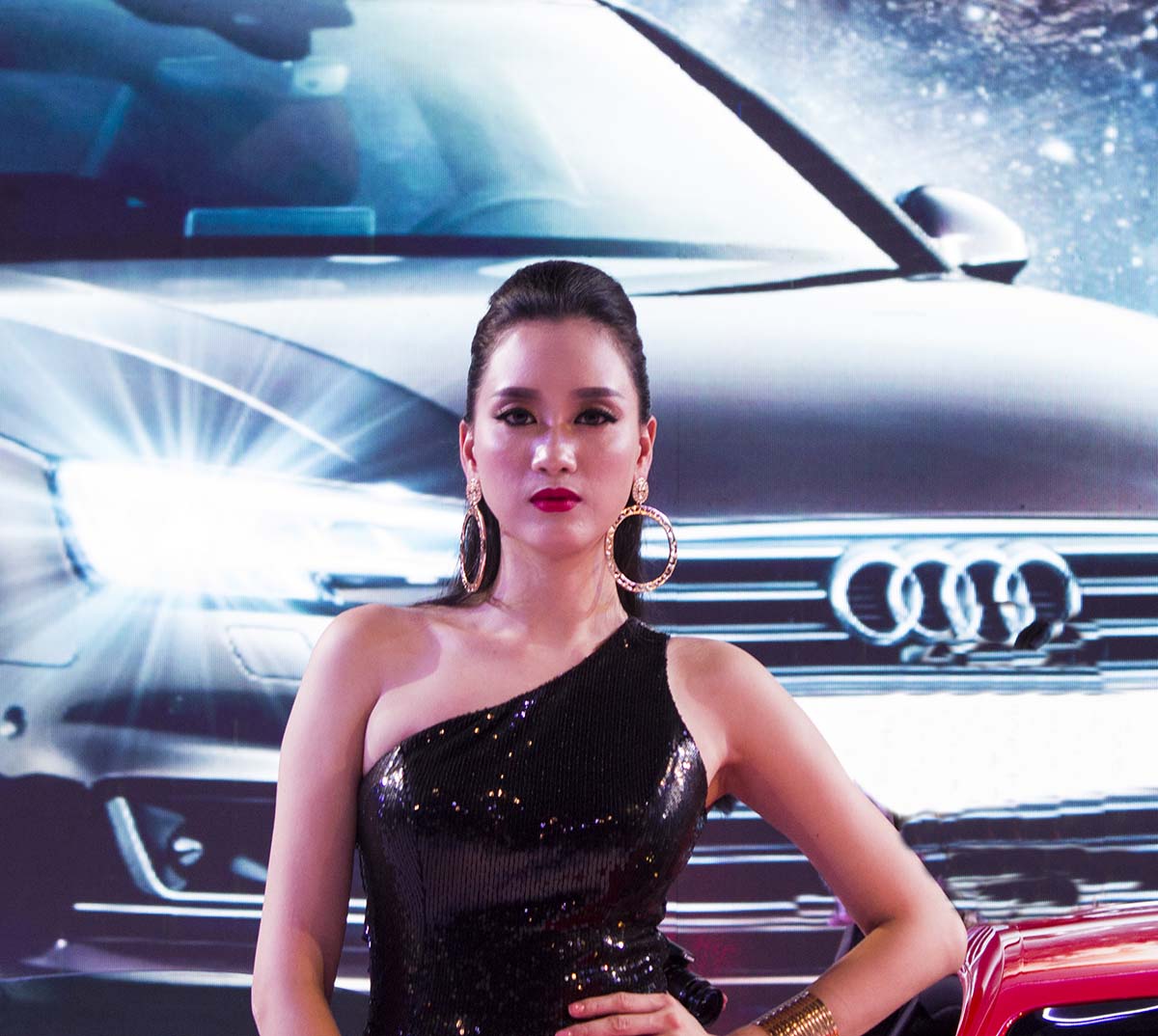 người mẫu tại triển lãm Audi Progressive 2016