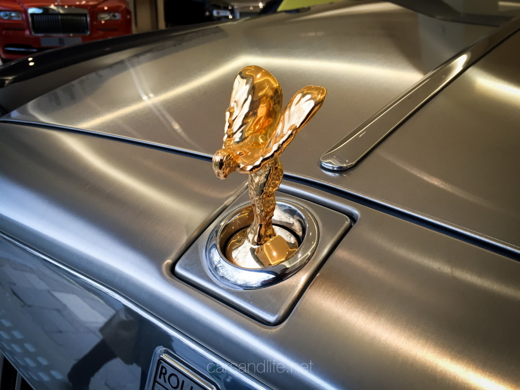 biểu tượng trên xe rolls rolyce biểu tượng trên xe rolls rolyce