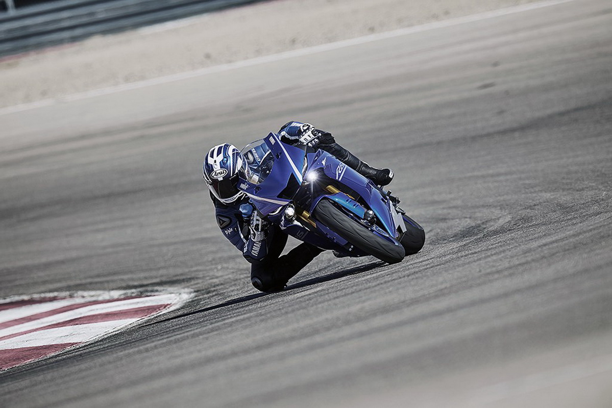 Yamaha ra mắt YZF-R6 2017