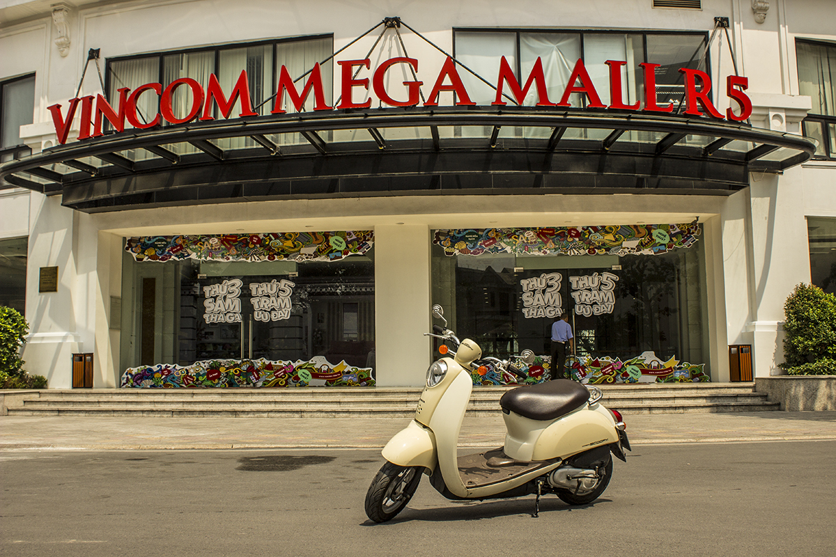 Bác Nguyễn Thanh Phương - một cán bộ hưu trí chia sẻ về chiếc Honda Scoopy