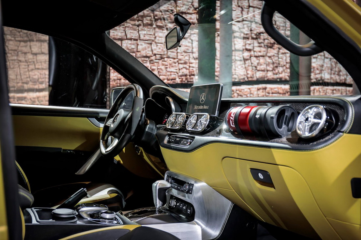 Video giới thiệu mẫu bán tải Mercedes-Benz X-Class phiên bản concept