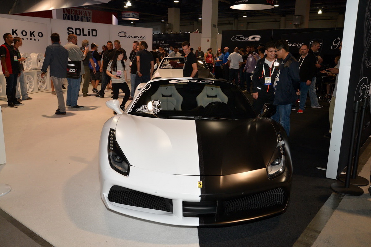 Nhìn lại Triển lãm xe độ SEMA 2016 qua ảnh