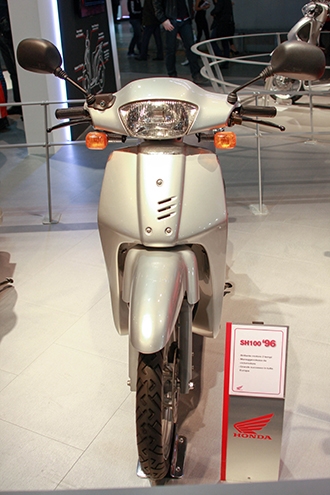 Nhìn lại vóc dáng Honda SH qua các thế hệ