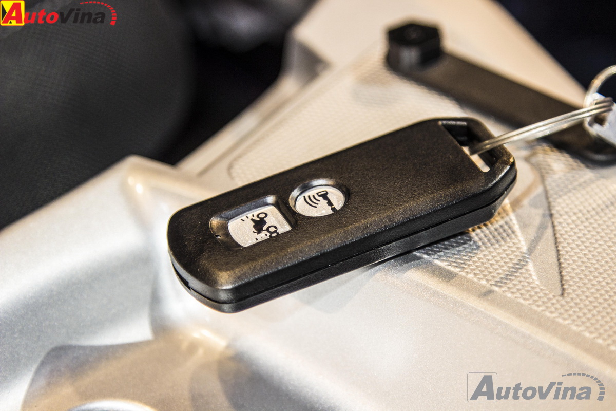 Honda Việt Nam ra mắt SH300i 2016