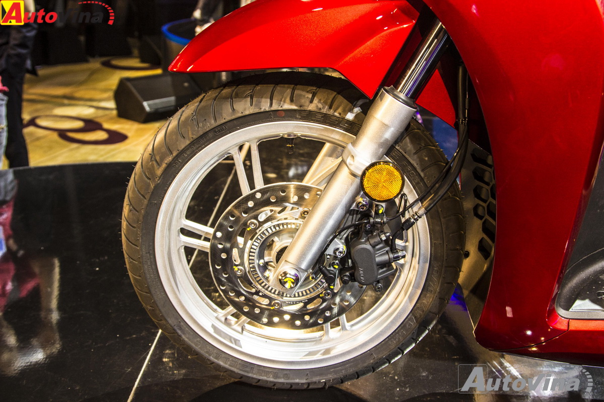 Honda Việt Nam ra mắt SH300i 2016