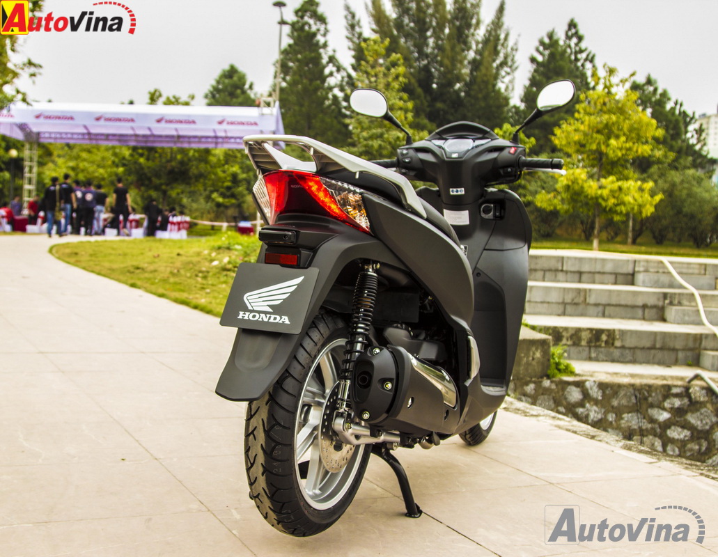 Honda Việt Nam ra mắt SH300i 2016