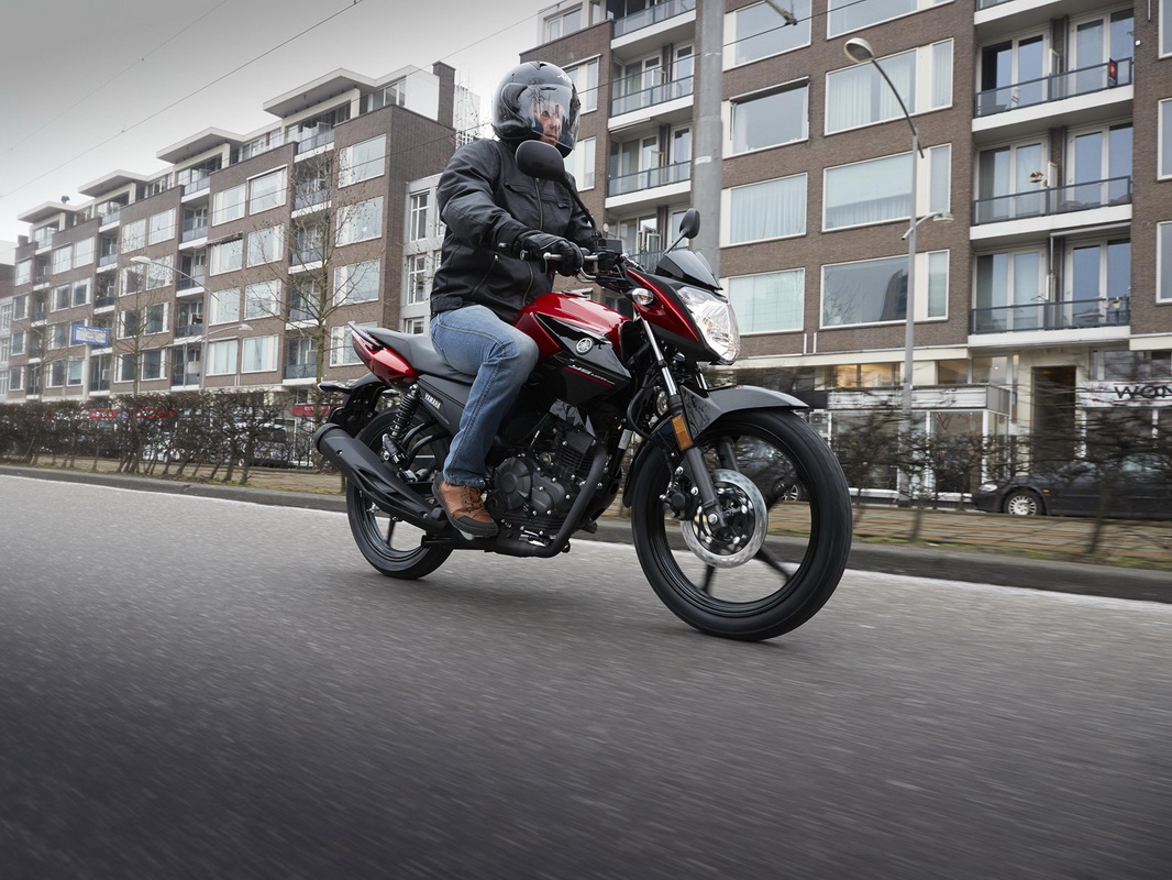 Yamaha giới thiệu YS125 cho người mới chơi môtô