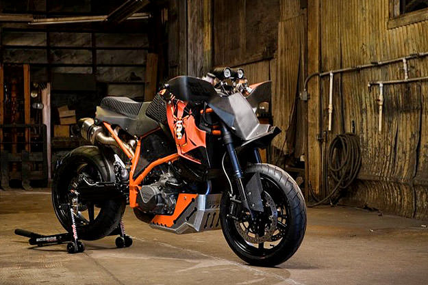 KTM Super Duke R biến hóa 