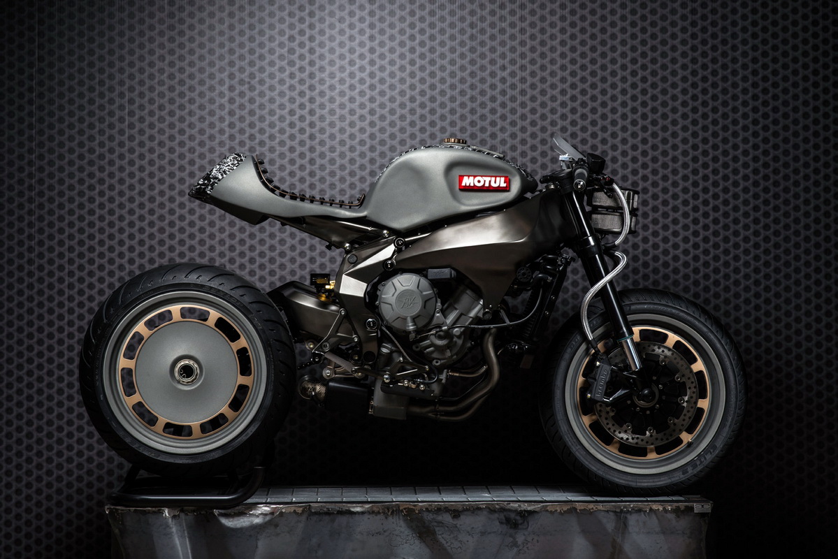 Siêu mô tô Motul Onirika 2853 lần đầu ra mắt tại Việt Nam