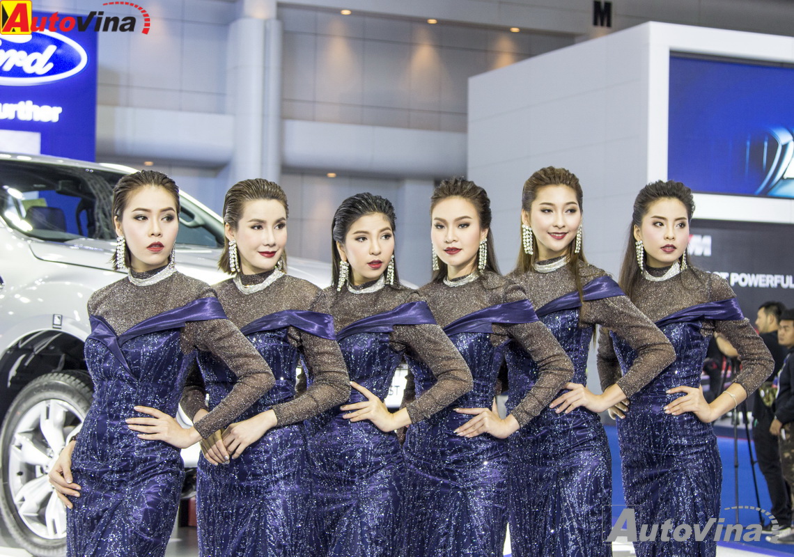 Ngắm dàn mỹ nữ khoe sắc tại triển lãm Bangkok International Motor Show 2017