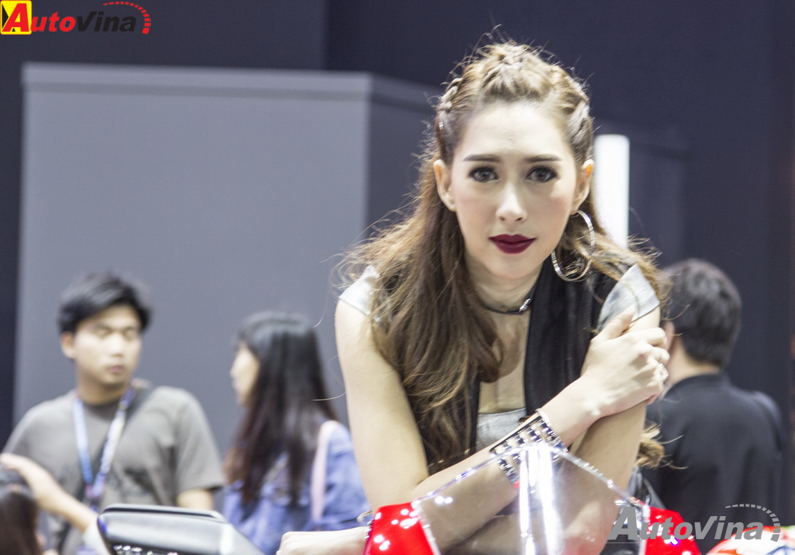 Ngắm dàn mỹ nữ khoe sắc tại triển lãm Bangkok International Motor Show 2017