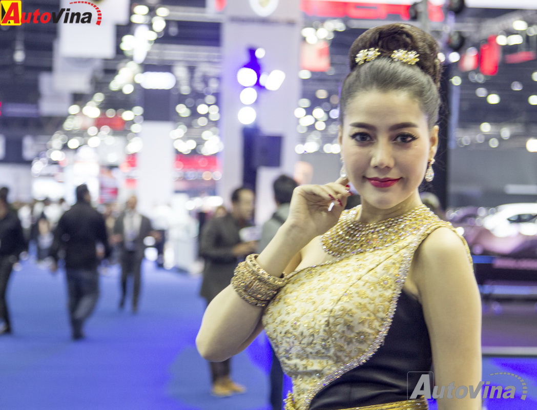 Ngắm dàn mỹ nữ khoe sắc tại triển lãm Bangkok International Motor Show 2017
