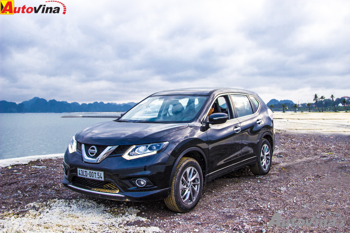 Nissan X-Trail trong tháng 3/2017 lần đầu tiên vượt Honda CRV và cả đối thủ đang được ưa thích nhất trong phân khúc crossover SUV tầm trung là Mazda CX-5