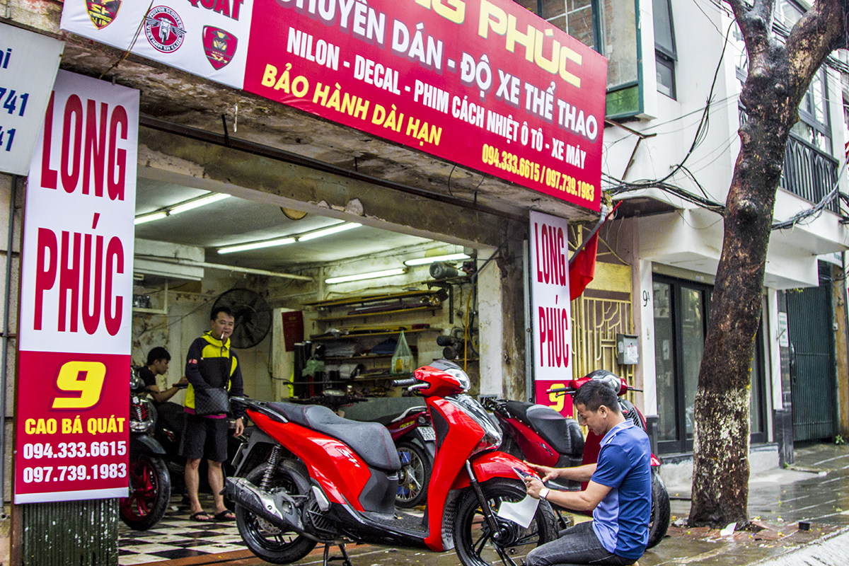 cửa hàng Long Phúc