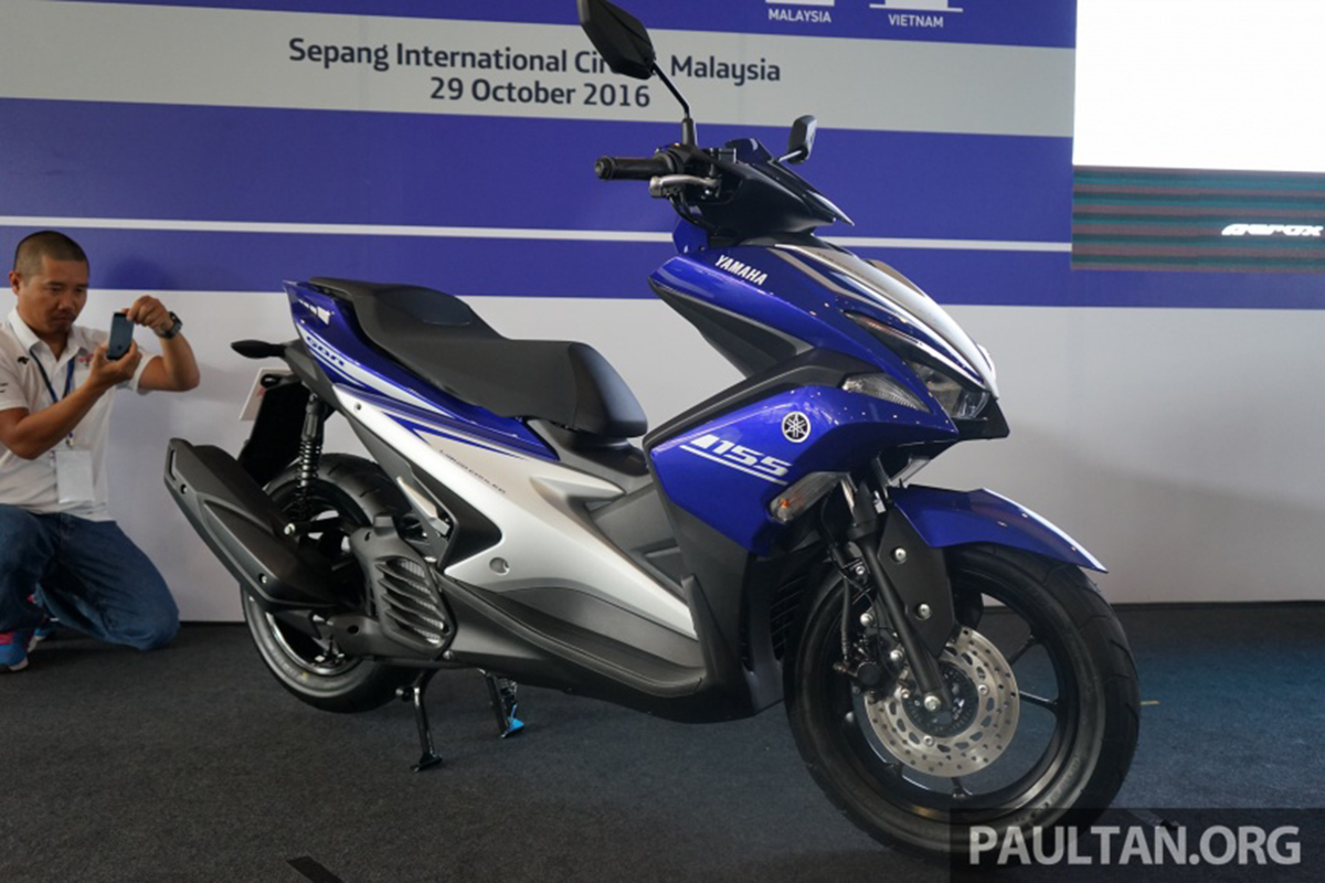 Yamaha NVX/Aerox 2017 lộ diện tại Malaysia 