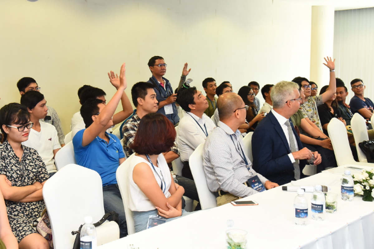 Hội thảo “Công nghệ & xe hơi”